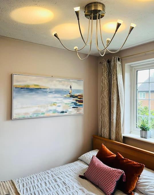 The Lake House, Woking Extérieur photo